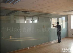 新市專業上門服務 玻璃門維修、門窗安裝、家具安裝維修與工裝裝修一站式解決方案